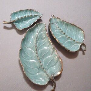 Vintage set of 3 turquoise gold stacking nesting Cal Style USA leaf ashtrays